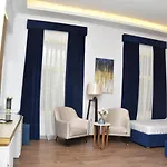Ultra Loaloa Nile Maadi Hotel