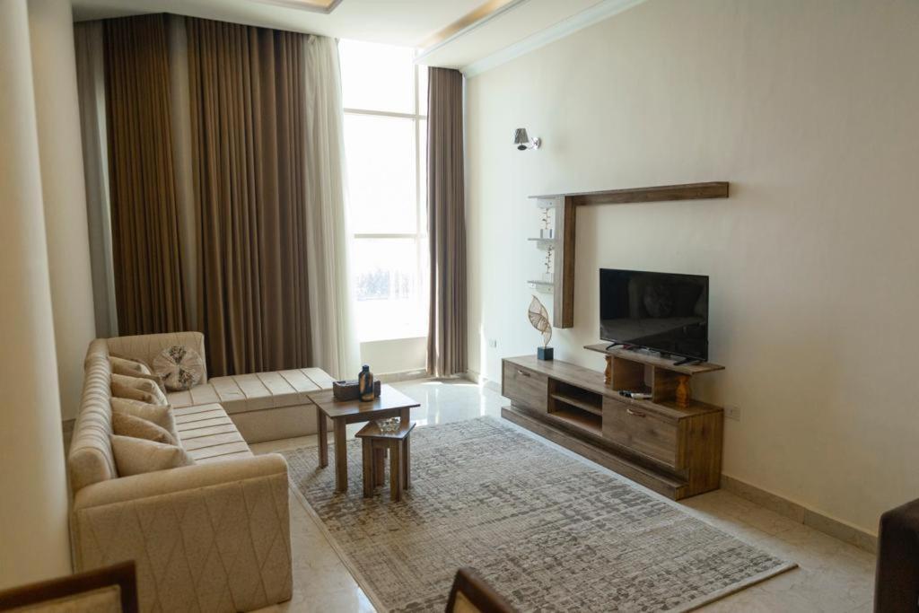 Ultra Loaloa Nile Maadi 4*