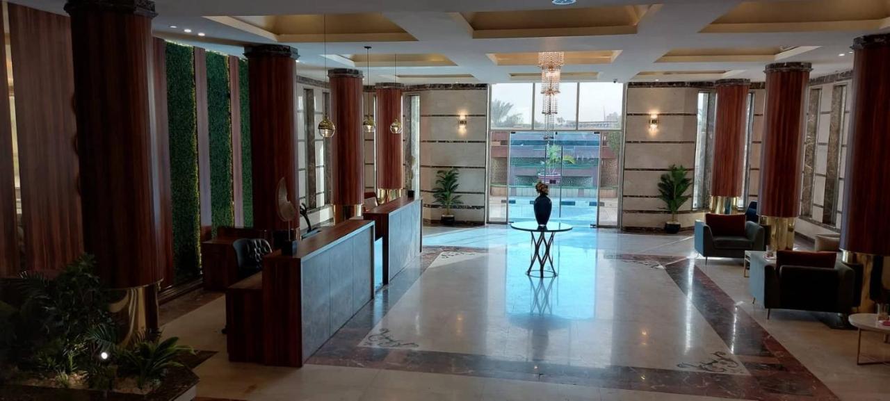 Ultra Loaloa Nile Maadi 4* Kairo